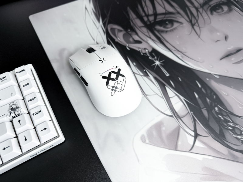 Mira Glass Mousepad